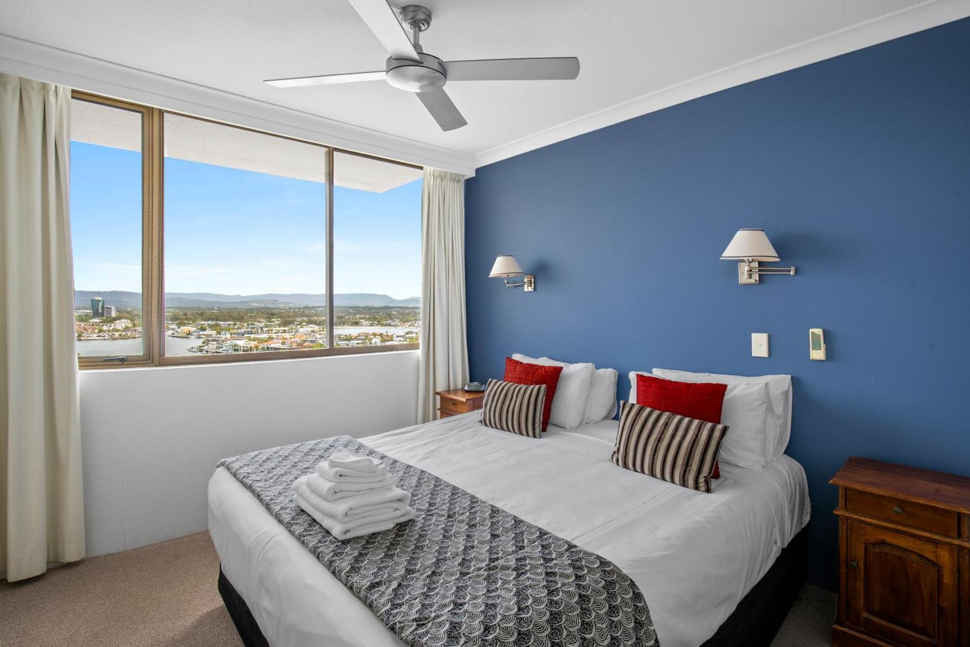 Capricorn One Beachside Holiday Apartments - Official Χρυσή Ακτή Εξωτερικό φωτογραφία