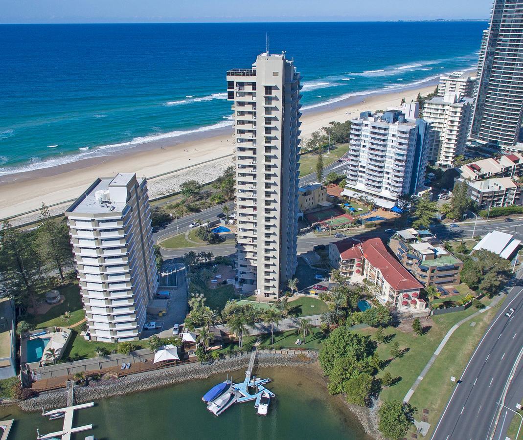 Capricorn One Beachside Holiday Apartments - Official Χρυσή Ακτή Εξωτερικό φωτογραφία